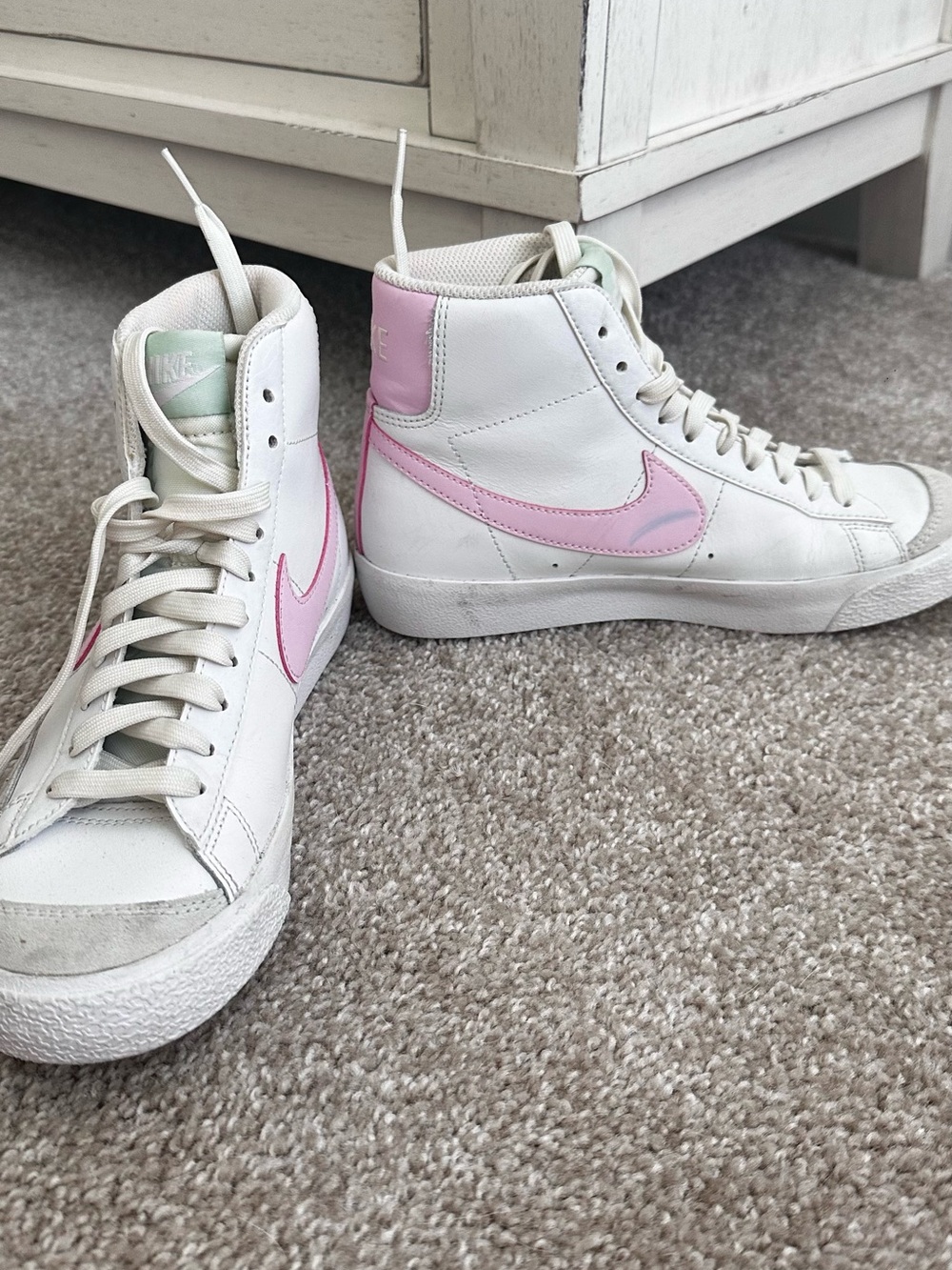 Nike Women’s Blazer Mid White with Pink Swoosh High-Top Sneakers